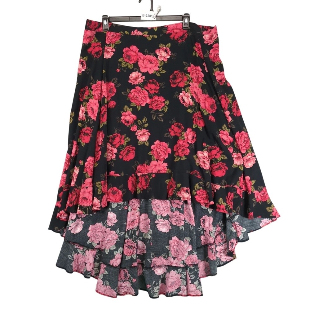 Torrid Black Floral High-Low Skirt Plus Size 4X Red Roses Flowy Whimsigoth Boho